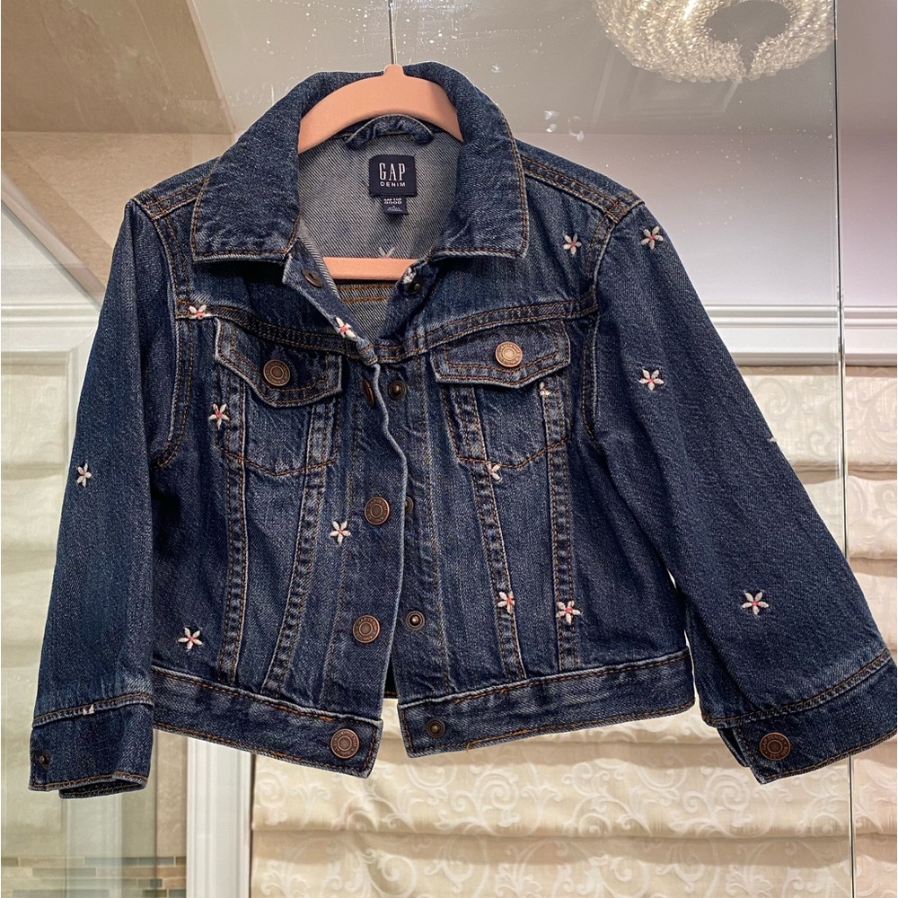 Gap jean jacket size 3